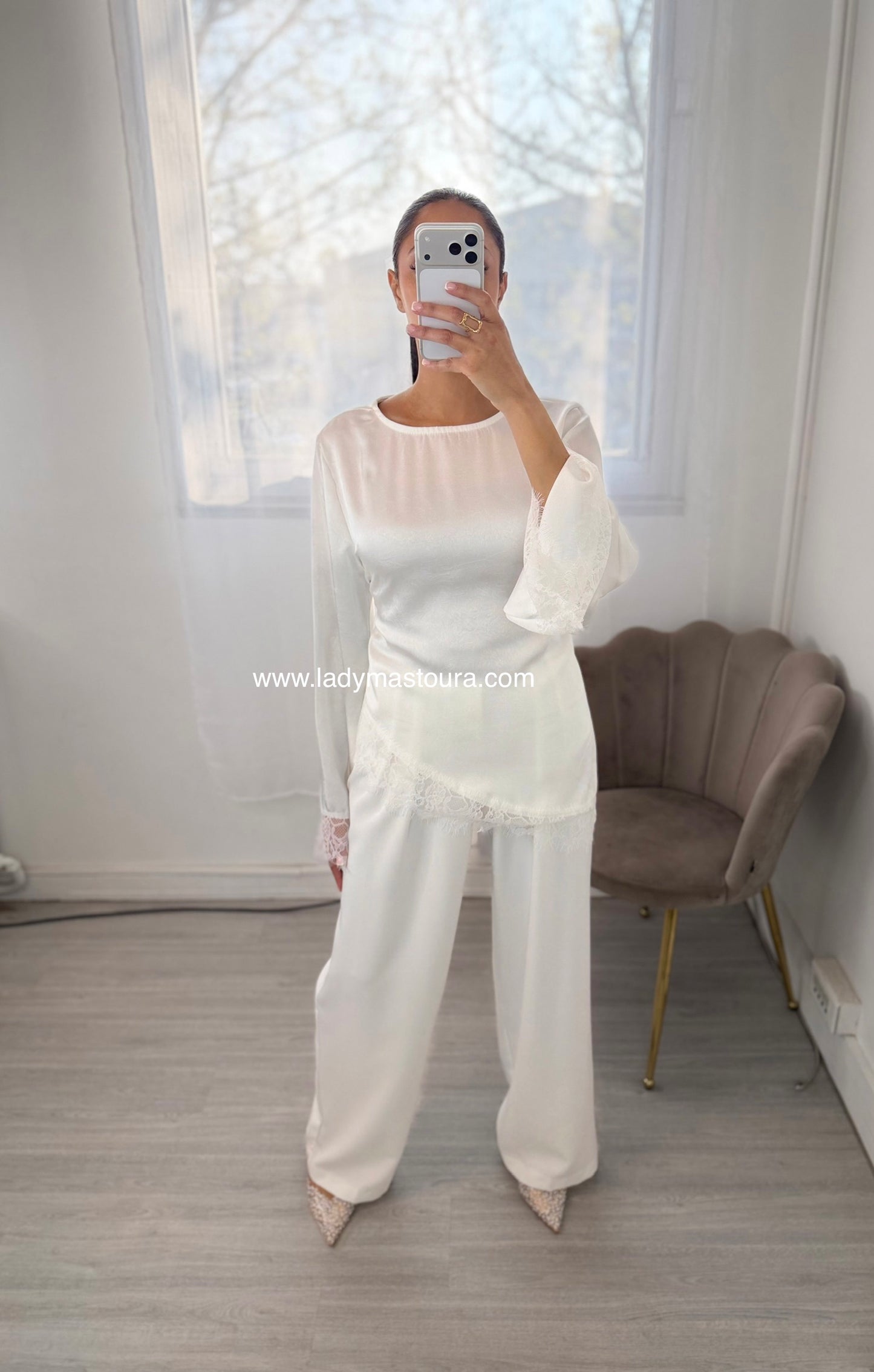 Blouse dentelle (Plusieurs coloris)