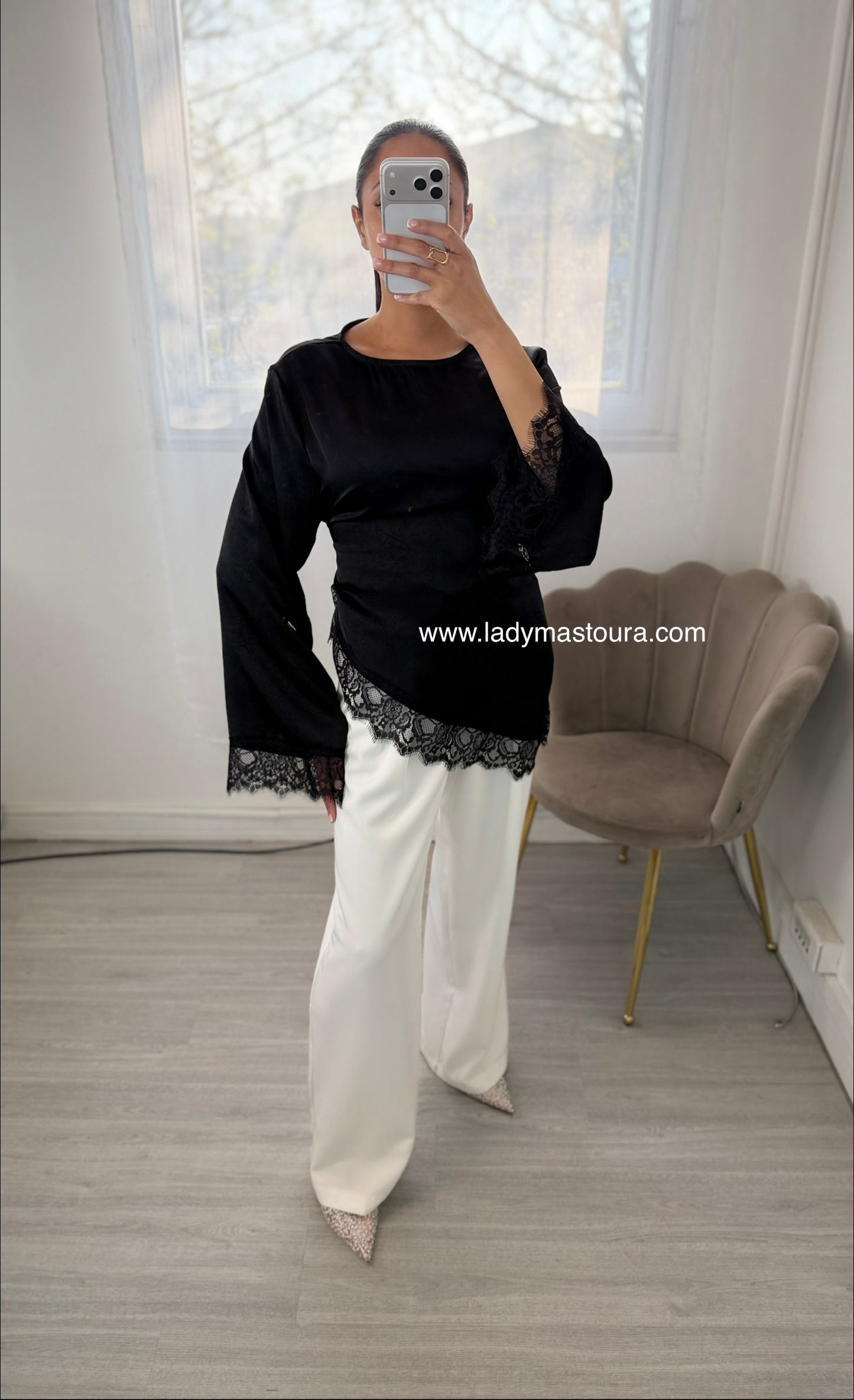 Blouse dentelle (Plusieurs coloris)