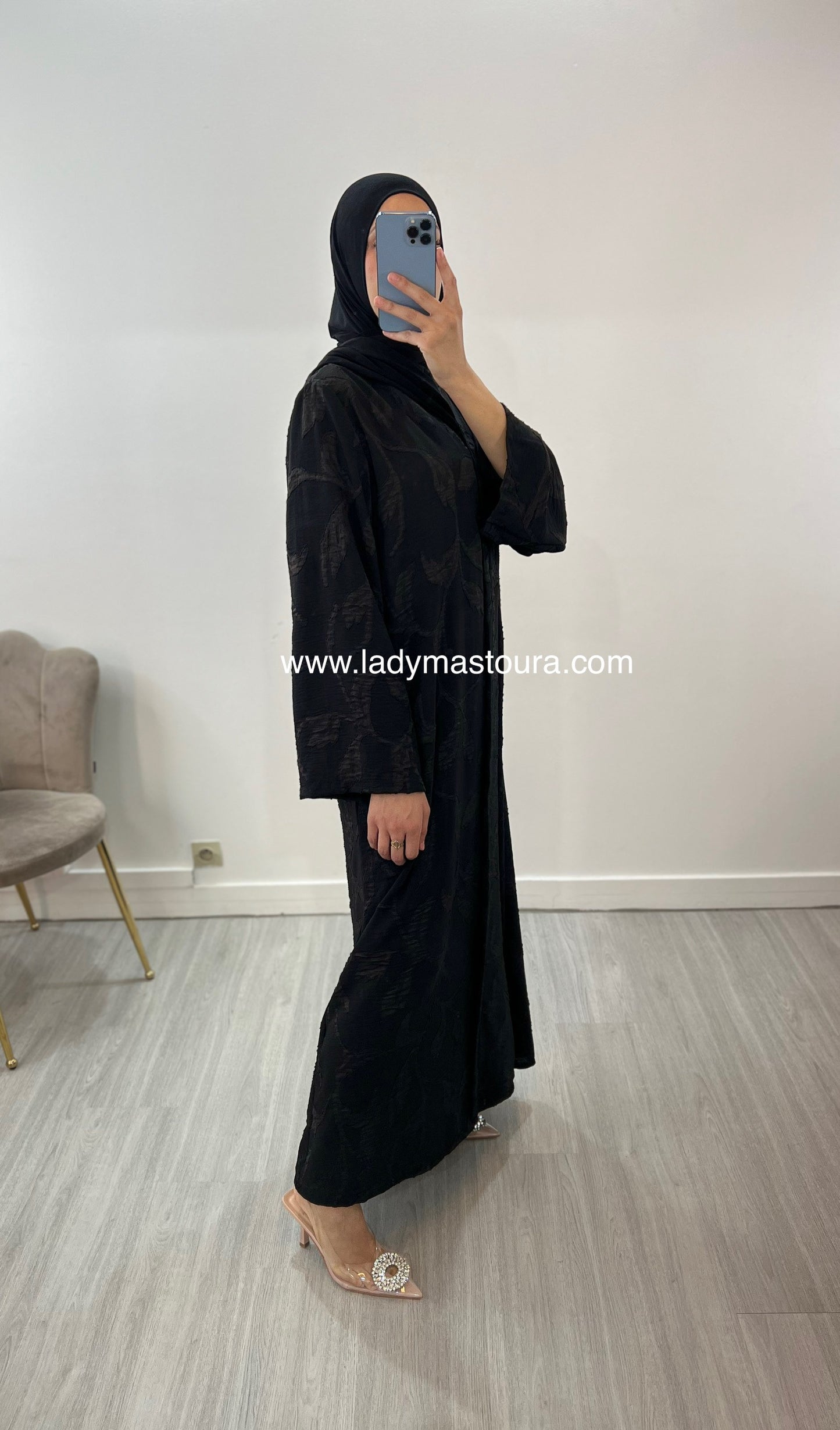 Robe Tesnim - Noire